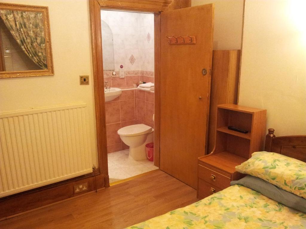 Swan Lake Guest House Edinburgh Room photo